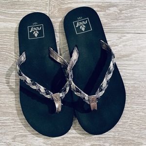 Girls Reef Flip Flops Sz 13/1